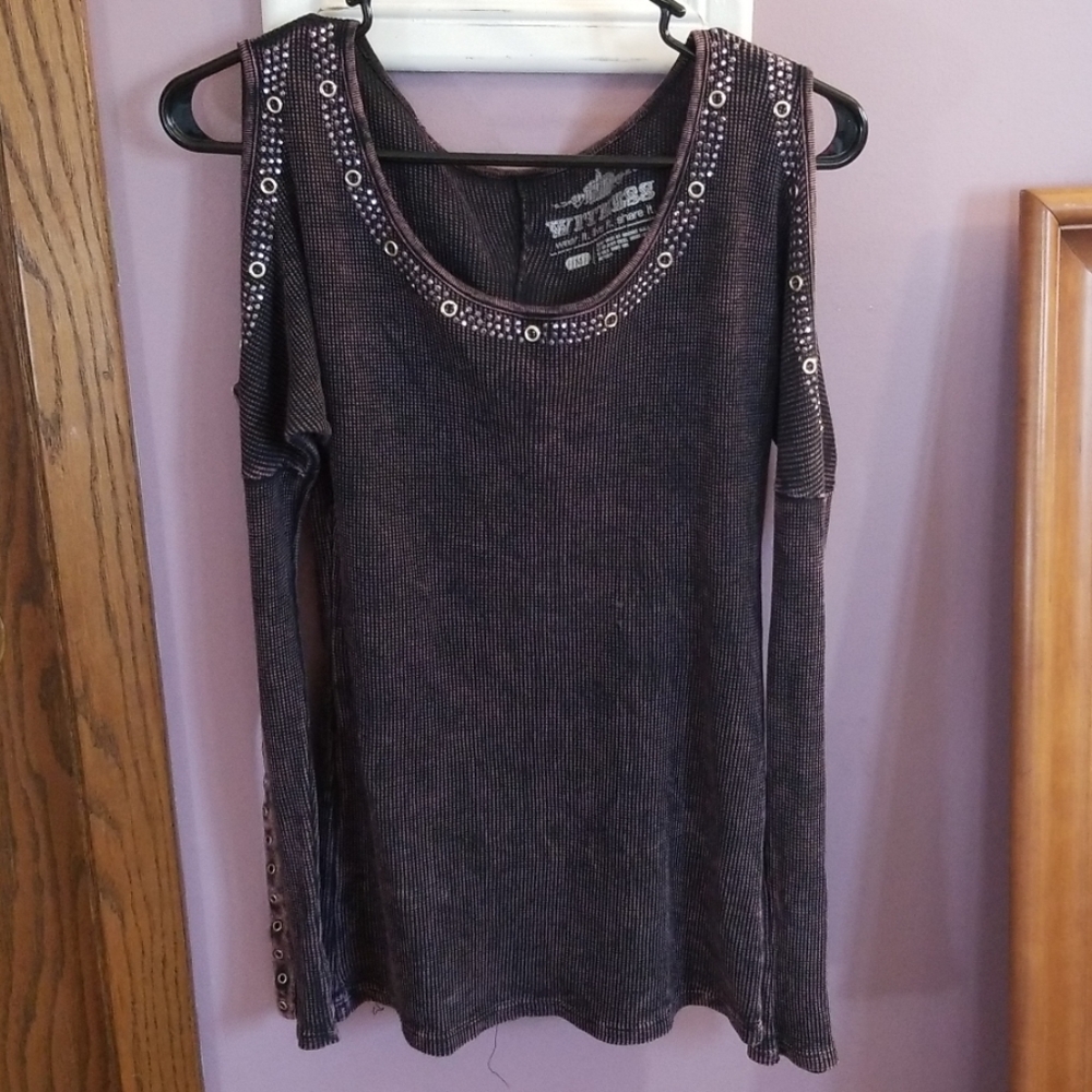 Sexy cold shoulder top